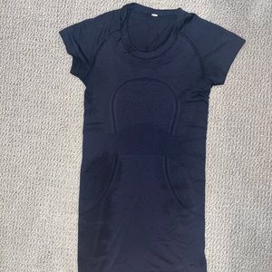 lululemon swiftly tech short sleeve shirt size 2